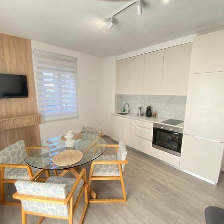 קוטור House 44 Seafront Apartments מראה חיצוני תמונה
