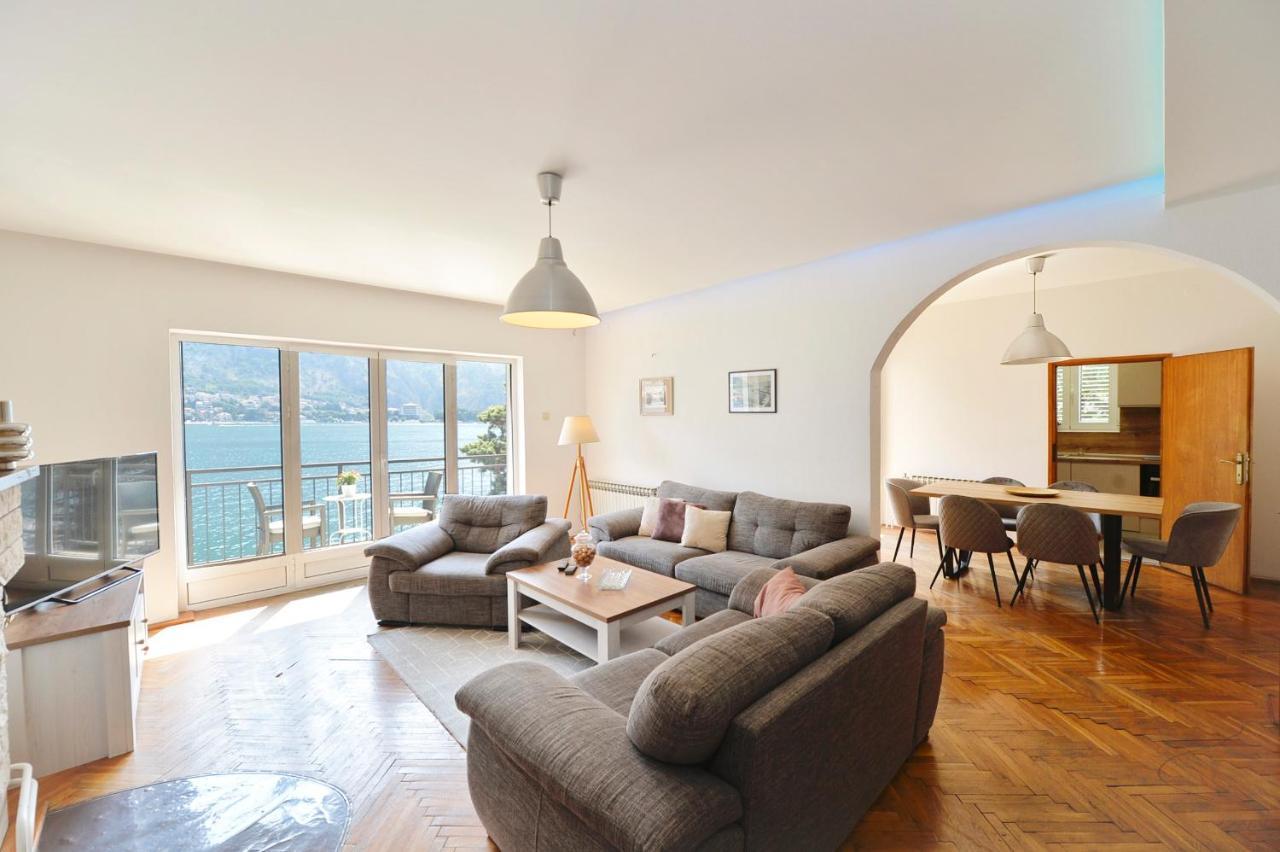 קוטור House 44 Seafront Apartments מראה חיצוני תמונה